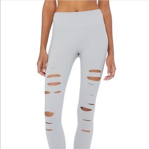 Alo ripped warrior leggings (NEVER WORN )